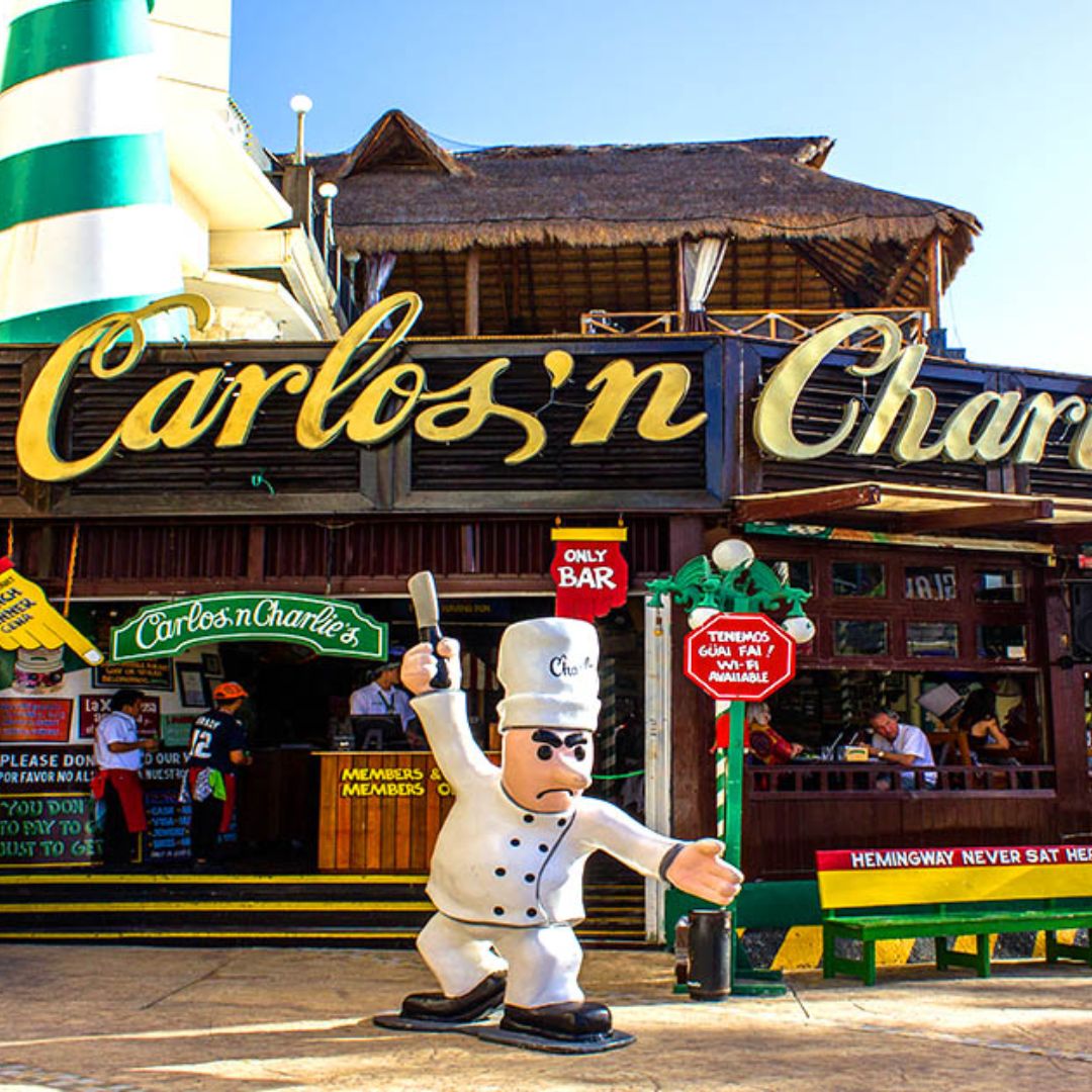Carlos and Charlies 1
